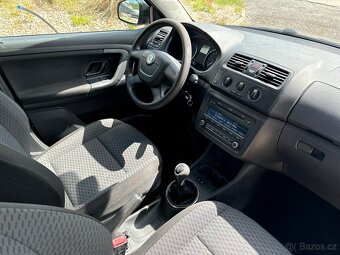 Škoda Fabia II 1.2 TSI / 63kW / 2011 / KLIMA / DVĚ SADY KOL - 10