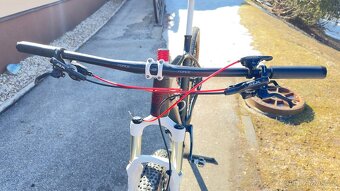 Karbonovè kolo Maxbike, rám 21, kola 29” - 10