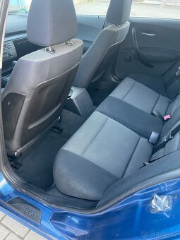 BMW E87 118i automat TOP STAV - 10