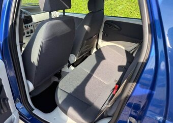 Fiat Punto 1,2 i Nová STK benzín - 10