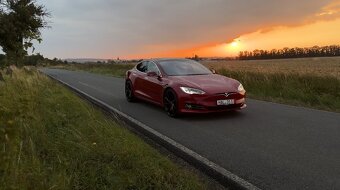 Tesla Model S P100D Ludicrous Performance + - 10