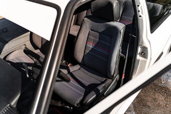 Volkswagen Golf Mk2 - 10
