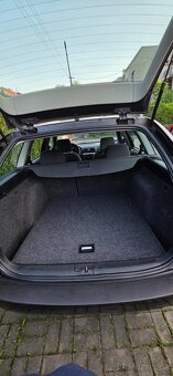 Škoda Octavia combi I 1.6 - 10