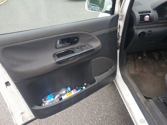 Prodám VW Sharan 1.9 tdi 85kw - 10