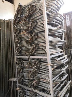 Prodám lešení Layher blitz 73, pole 2,57m (Alfix) - 10