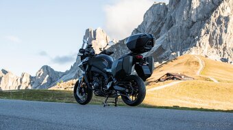 Yamaha Tracer 9 GT+ - Motopůjčovna Go Travel - 10