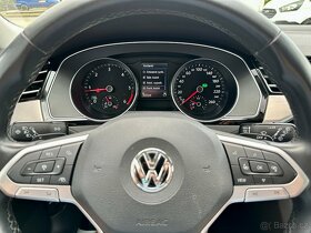 Volkswagen PASSAT 2.0 TDi DSG FullLED ELEGANCE KAMERA 2020 - 10