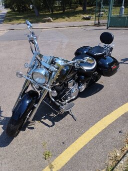 Yamaha XV 1700 - 10