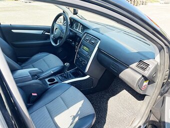 MERCEDES-BENZ B200 100KW 133.000KM 2.MAJ VELKÝ SERVIS - 10