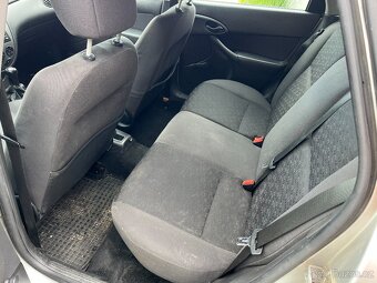Ford Focus 1.6i 74KW, Klimatizace, Nová STK - 10