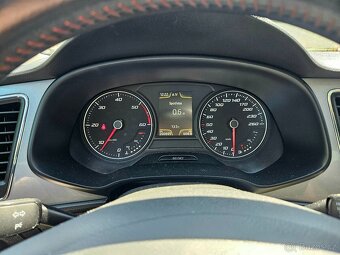 Seat Leon 5F FR 2.0 TDi 135kW, manuál, panorama - 10