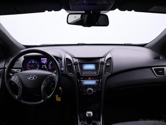 Hyundai i30 1,6 CRDi 81kW Aut.klima CZ 1 Maj (2017) - 10