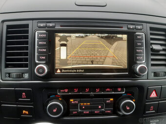 VW Multivan 2,0 132kw, r.v.2015, 7 míst Webasto, 4x4 - 10