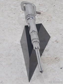 14cm Hornická důlní sbíječka na podstavci - OKD - OKR - 10