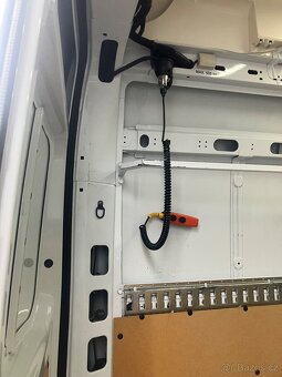 Movano - 10