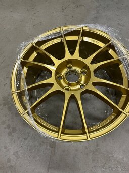Subaru Impreza WRX STI - 10