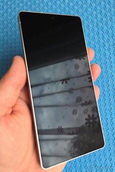 Samsung Galaxy S25 Ultra 256GB šedý POUŽITÝ horší stav - 10