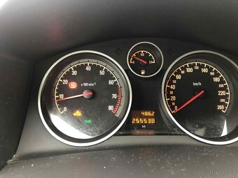 Opel Astra H - 10