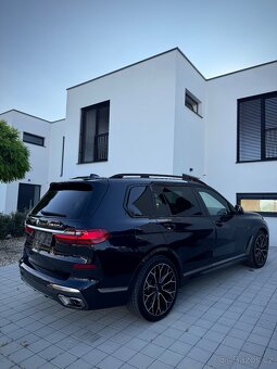 BMW X7 m50d INDIVIDUAL - 10