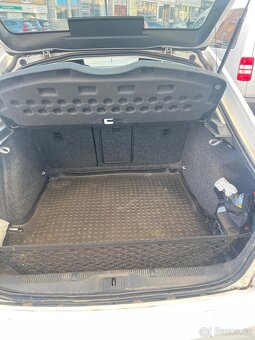Škoda Octavia 1.6 TDI 77kW 2.Majitel,original najeto. - 10