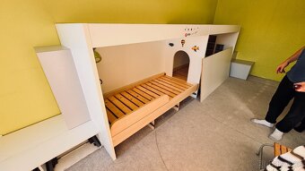 Dětský set (2x postel + schody s úložným prostorem). - 10