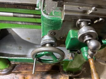 Prodám soustruh s28 v dobrém stavu - 10