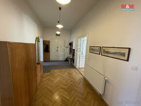 Prodej bytu 4+1, 172 m², Praha, ul. Mickiewiczova - 10