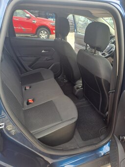Dacia Duster 1.6 SCe 84kW - 10