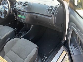 Škoda Fabia II Monte carlo 1.2TSi, r.2013, serviska, STK - 10