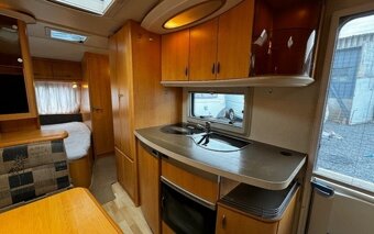 Karavan Hobby De Luxe 560 - 10