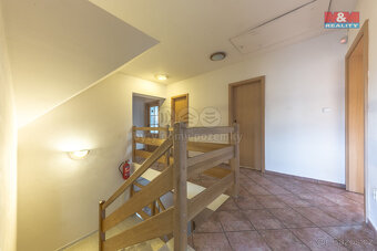 Pronájem rodinného domu, 150 m², Bradlec, ul. Okružní - 10