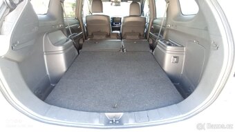 MITSUBISHI OUTLANDER 2,0 MIVEC 4WD CVT - 10