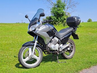 Honda XL125V Varadero - 10