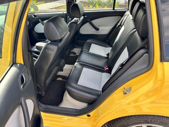 Škoda Octavia RS 1.8T 132kW rv. 2003 Žlutá - 10
