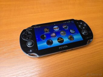 "REZERVACE" Sony Playstation PS Vita 1100 (OLED, 3G) - 10