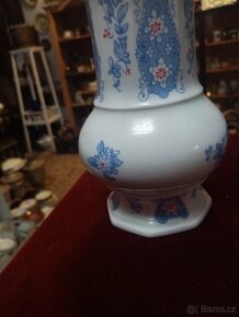 Starožitná porcelánová váza - 10