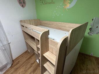 Patrová postel se stolem - 10