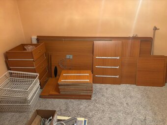 Vestavěná skříň - 10