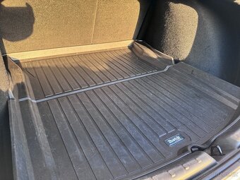 Tesla Model 3 Long Range AWD - 10