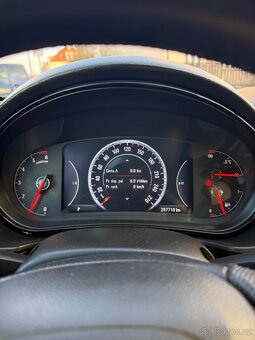 Opel insignia - 10