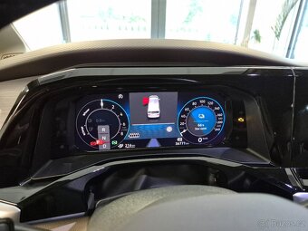 Volkswagen Multivan 1,4 TSI eHYBRID DPH - 10