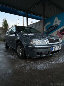 Škoda Octavia Tour 1.6 MPI - 10