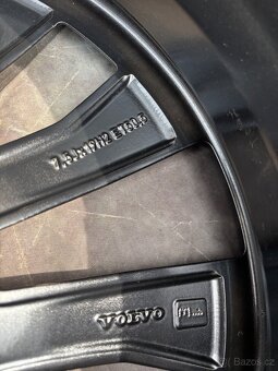 Orig.alu Bicolor Volvo XC60 235/55R19 více sad - 10