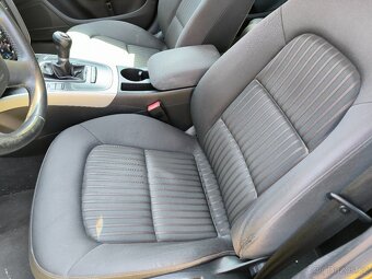 Prodám Audi A4 B8 combi 2.0 88kw v pěkném stavu - 10