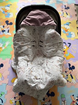 Autosedačka(vajíčko)+základna+doplňky - 10