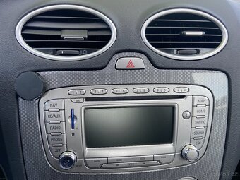Ford Focus 1.6 i Navigace,Senzory,ALU - 10