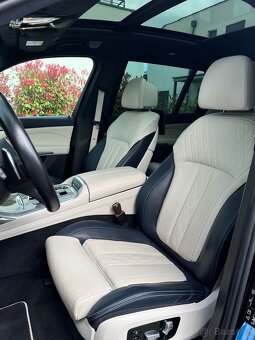 BMW X7 M 50i REZERVACE - 10