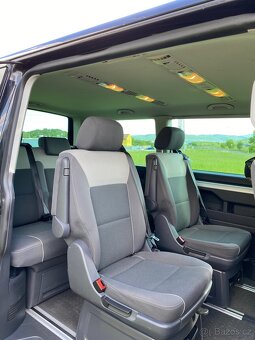 Volkswagen MULTIVAN T5 facelift 2.0 TDI 103kW - 10