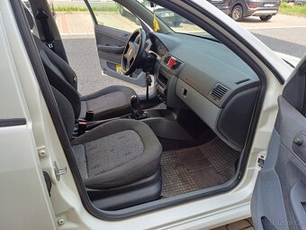Škoda Fabia 1.9sdi-47kw nafta R.2003 stk platná - 10