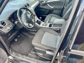 SLEVA Ford Galaxy Benzin 118 kW • 7 míst • TOP stav • 2012 - 10